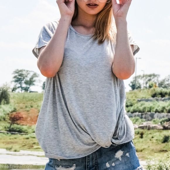 Ginger G Tee Women’s Size Small Gray Front Twist Relaxed Casual Brand New - Picture 2 of 7